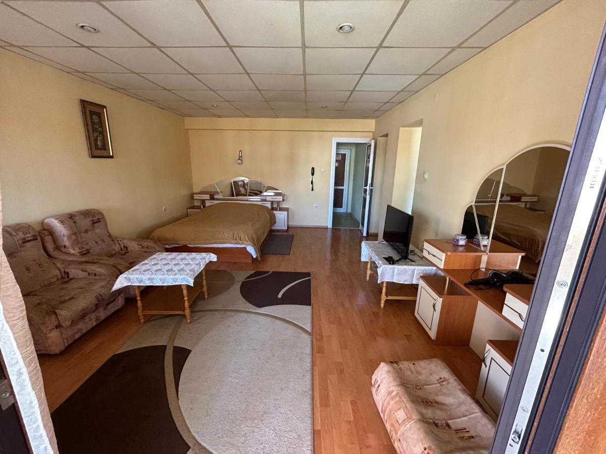 Hotel Rade 2 Vratsa Exteriér fotografie
